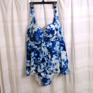 One piece bathing suit